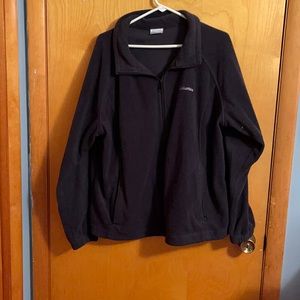 Black Columbia fleece zip up